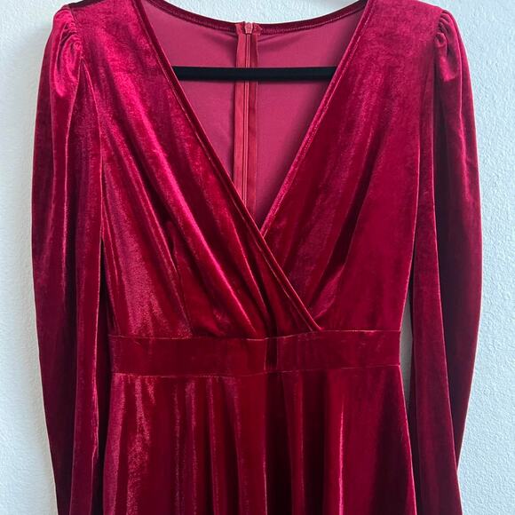 Red velvet mini dress - Picture 3 of 5